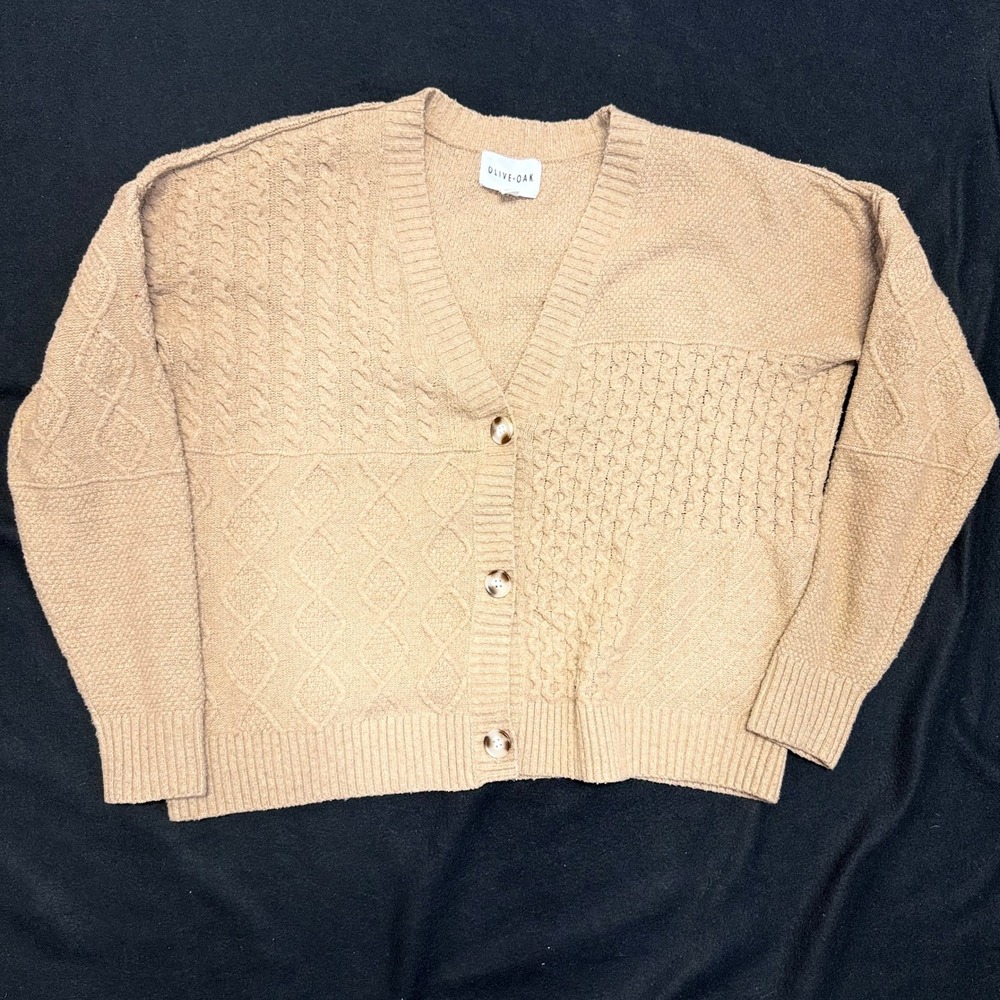 Olive Oak Cardigan Sweater Womens‎ M Beige Knit Button Up Long Sleeve